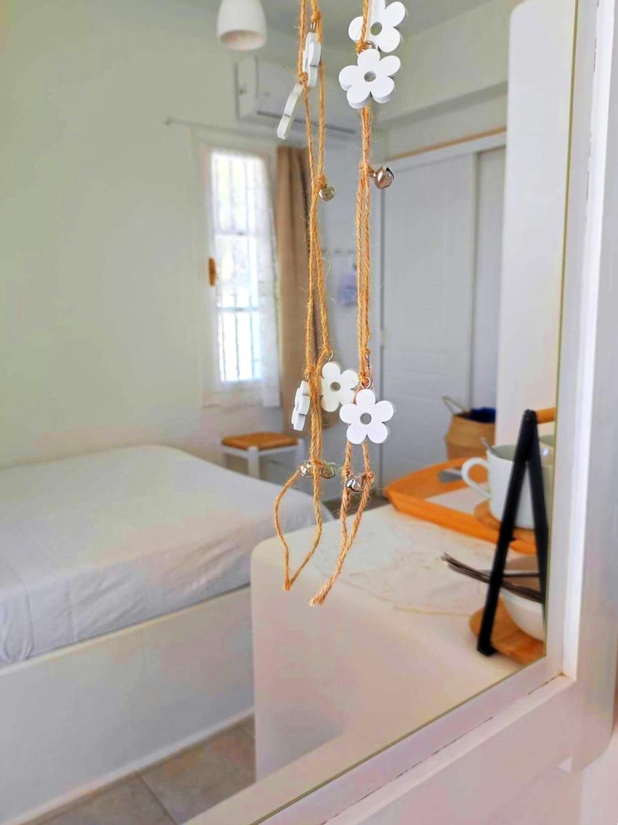 Georgia Rooms Milos Plaka  Exteriör bild