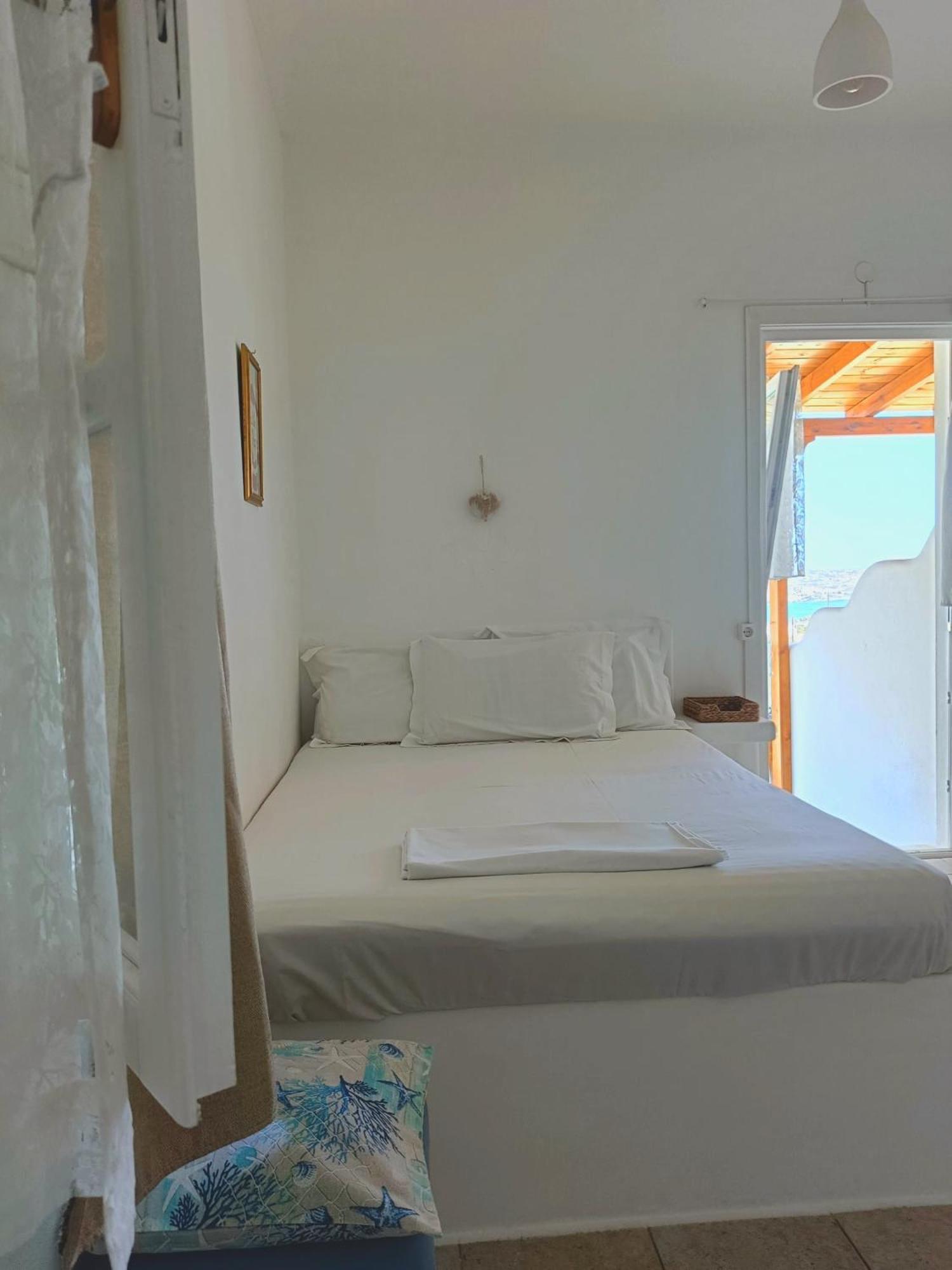 Georgia Rooms Milos Plaka  Exteriör bild