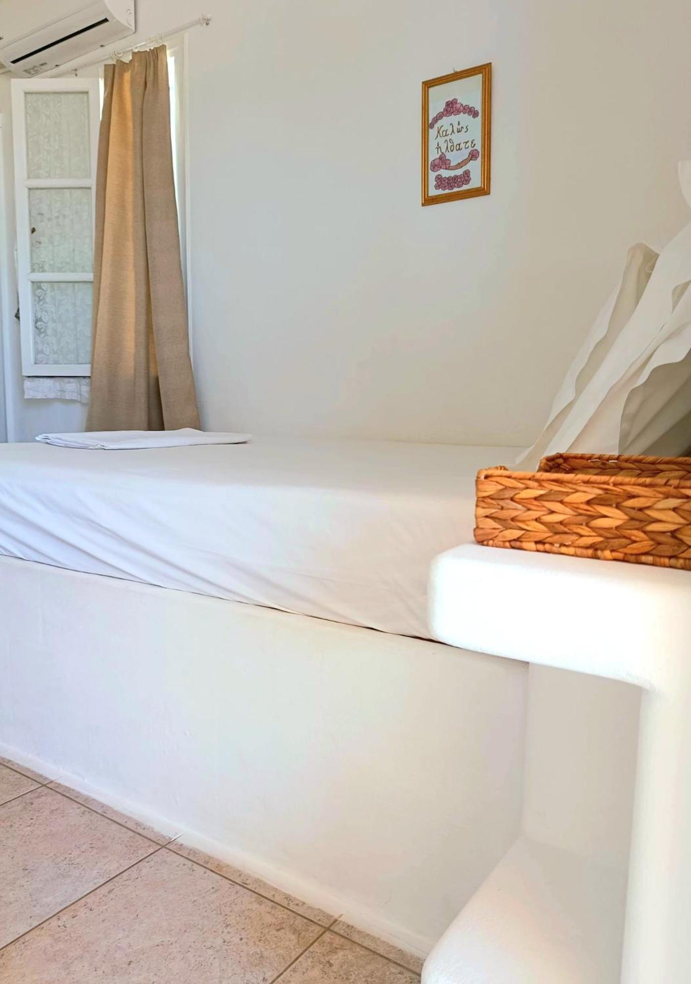 Georgia Rooms Milos Plaka  Exteriör bild